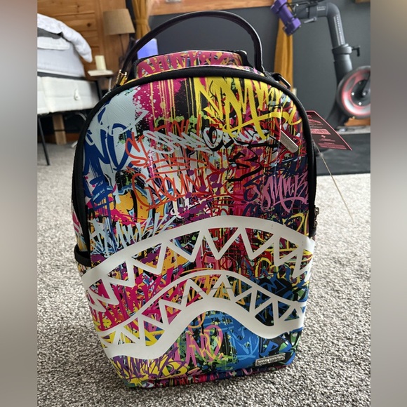 Sprayground backpack- new - Picture 2 of 3